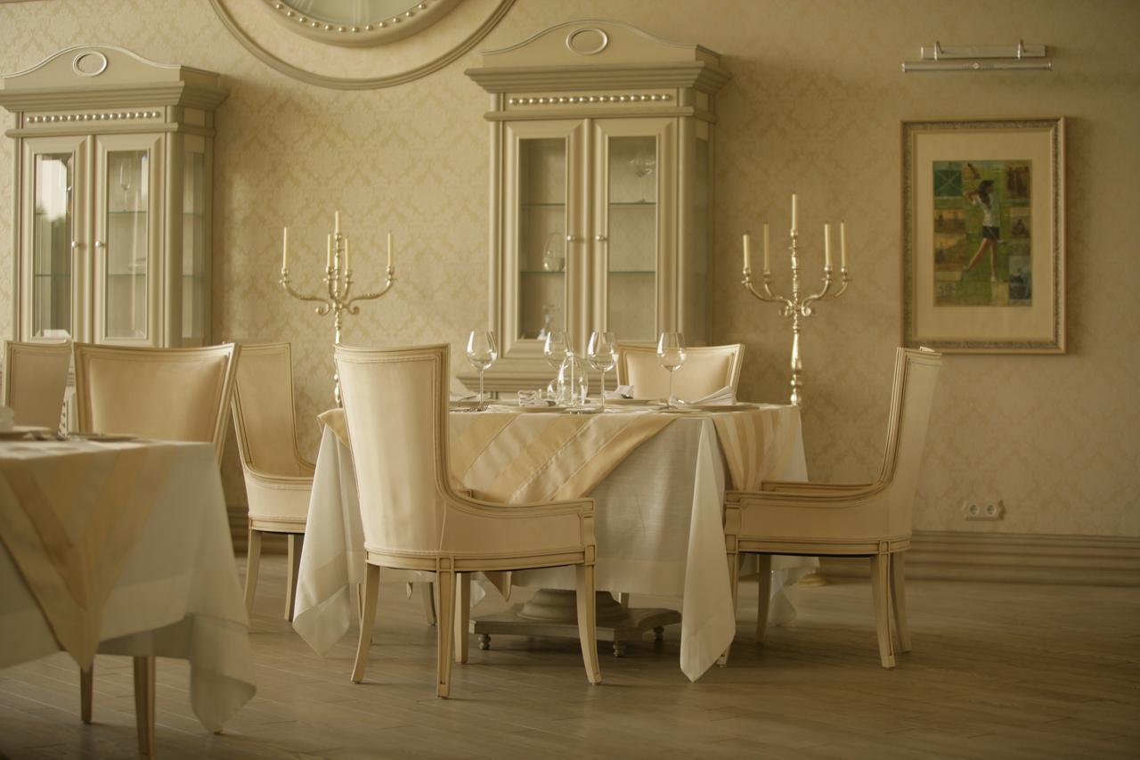 Superior Golf And Spa Resort Charkiv Esterno foto