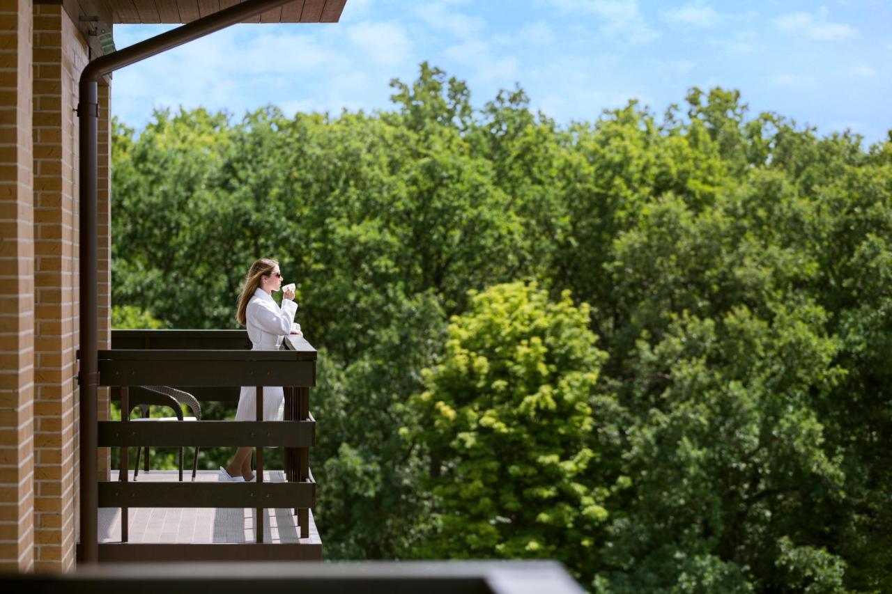 Superior Golf And Spa Resort Charkiv Esterno foto