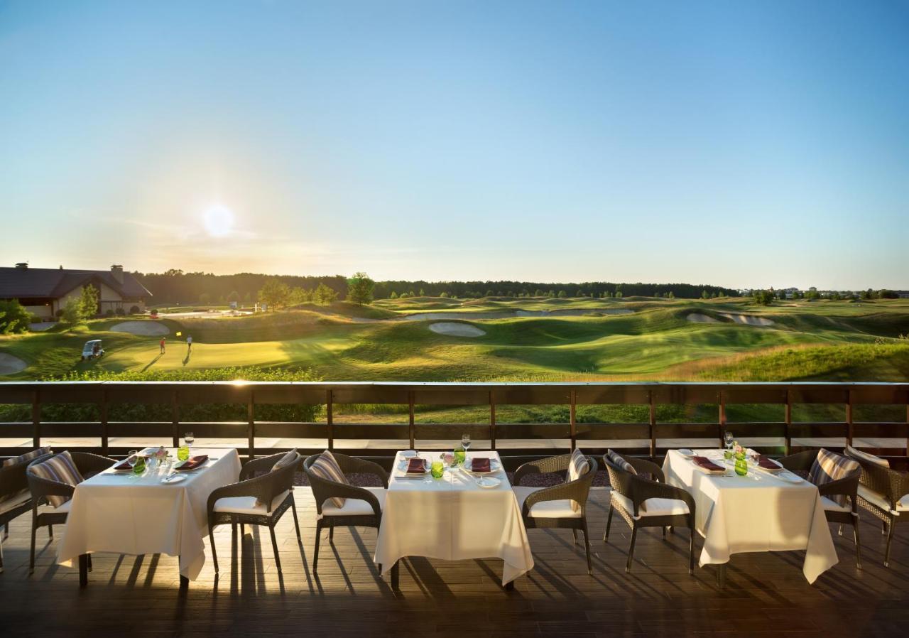 Superior Golf And Spa Resort Charkiv Esterno foto