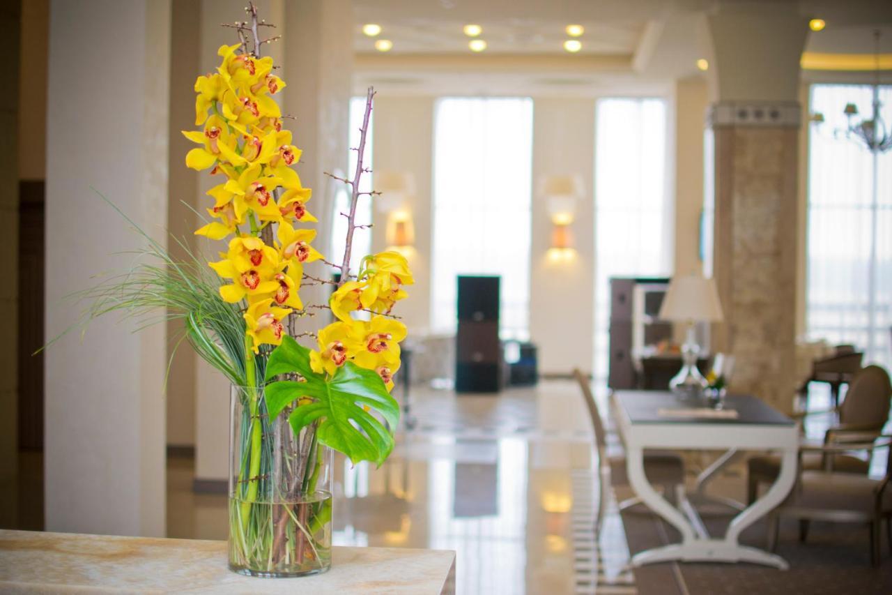 Superior Golf And Spa Resort Charkiv Esterno foto